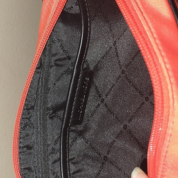 Michael Kors Crossbody - Picture 2 of 6